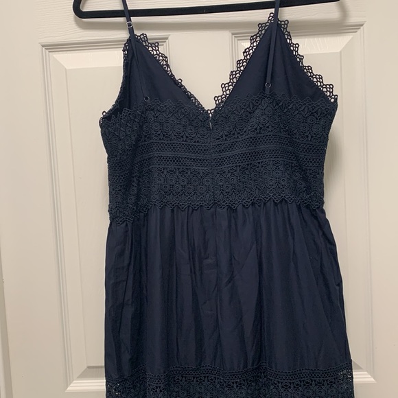 NWT Antonio Melani
Mikaela Lace Trim V-Neck Sleeveless Maxi Dress - Picture 8 of 8